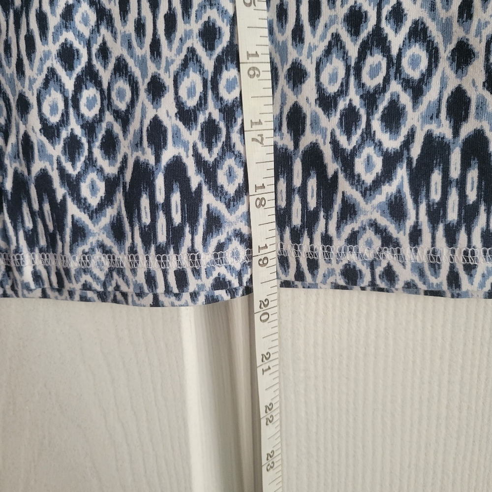 Patterned Mini Skirt - Picture 3 of 5